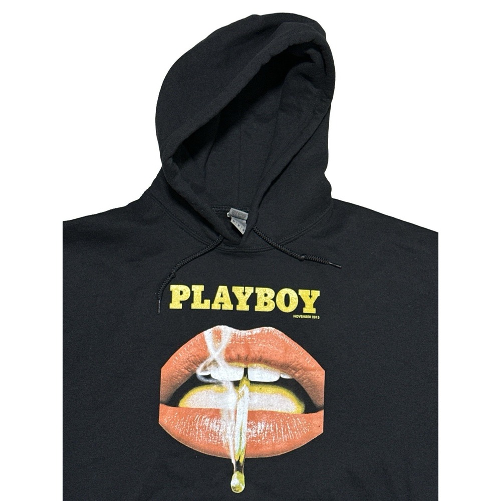 Playboy November 2013 Cover Graphic Gildan Heavy Blend Cotton/Poly Hoodie Size M